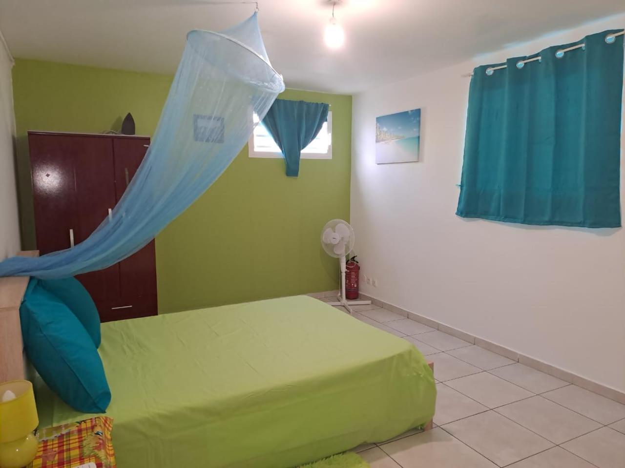 バイイフ La Casa Binecha Avec Jacuzziヴィラ エクステリア 写真